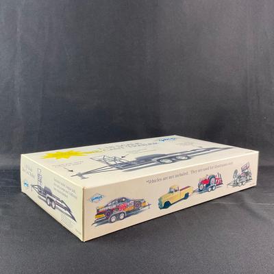 -148- 1:18 SCALE | Die Cast Trailer | New In Box