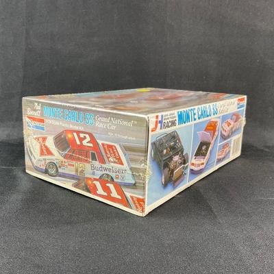 -151- 1:24 SCALE | Junior Johnson Warner Hodgdon Monte Carlo SS Model Kit | Sealed