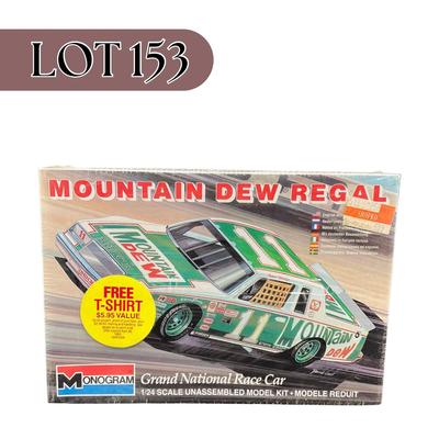 -153- 1:24 SCALE | Mountain Dew Regal Model Kit | Sealed