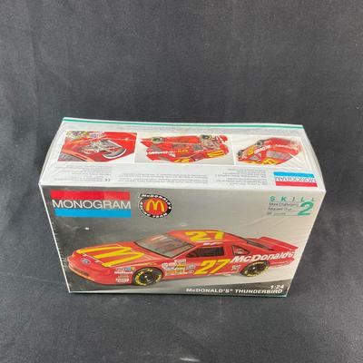 -162- 1:24 SCALE | McDonald’s Thunderbird Model Kit | Sealed