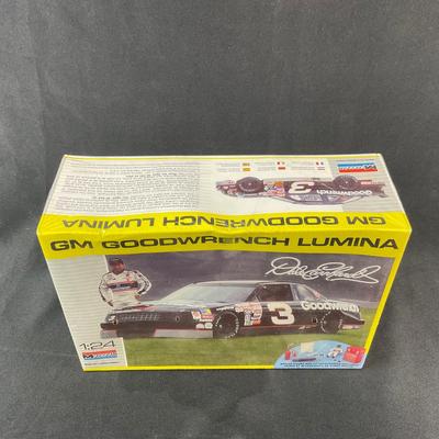 -168- 1:24 SCALE | GM Goodwrench Lumina Model Kit | Sealed