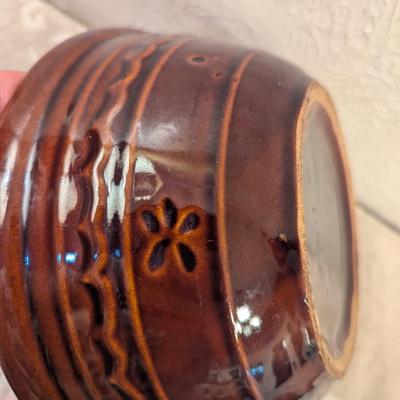 Marcrest Oven proof stoneware mixing bowl Daisy and dot