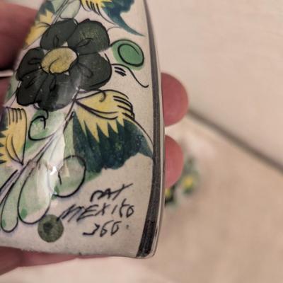 salt and pepper shaker with Mexican Tonala floral design