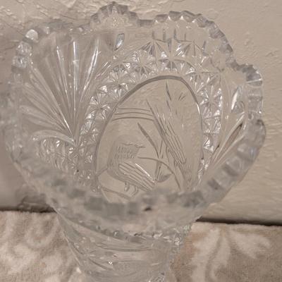 Hofbauer Byrdes hand cut lead crystal footed vase