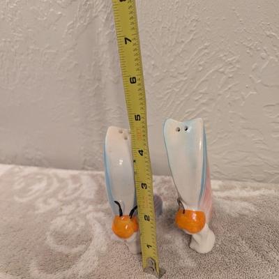 Ceramic butterfly salt and pepper shakers-vintage