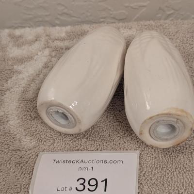 white ceramic corn cob salt and pepper shaker
