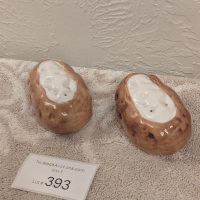 baked potato salt and pepper shakers