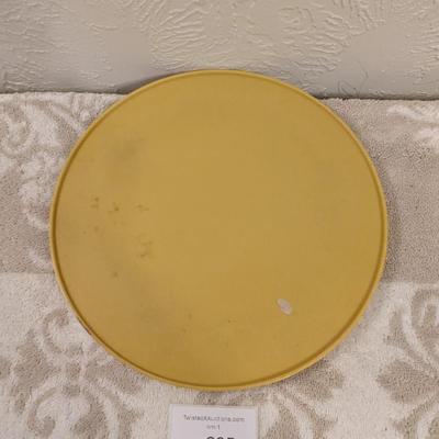 vintage Rubbermaid Lazy Susan turntable in the color "Harvest Gold" or yellow (you NEED THIS)