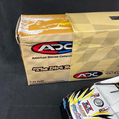 -178- 1:24 SCALE | Brian Birkhofer #15 | Die Cast Car