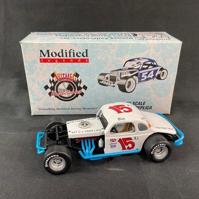 -184- 1:25 SCALE | Bug Stevens Issue #18 Modified Coupe | Die Cast Car