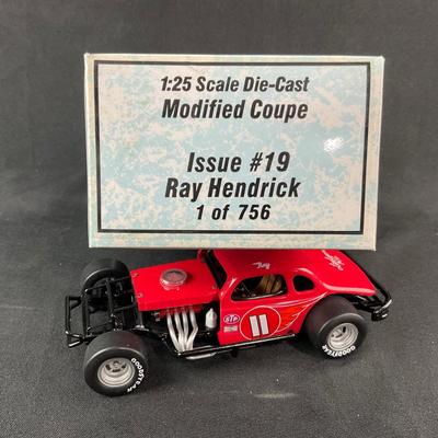 -185- 1:25 SCALE | Ray Hendricks Issue #19 Modified Coupe | Die Cast Car