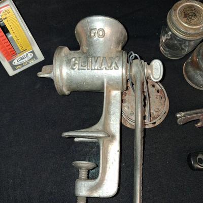 VINTAGE KITCHEN ITEMS