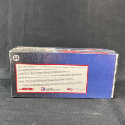 -186- 1:24 SCALE | Johnny Sauter #2 ACDelco 2002 Monte Carlo | Sealed