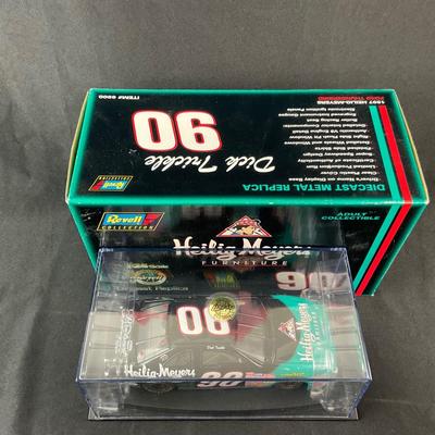 -189- 1:24 SCALE | ‘97 Heilig-Meyers Ford Thunderbird Dick Trickle Die Cast | With Coa