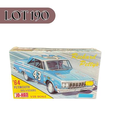 -190- 1:25 SCALE | Richard Petty’s ‘64 Plymouth Belvedere Model Kit | Sealed