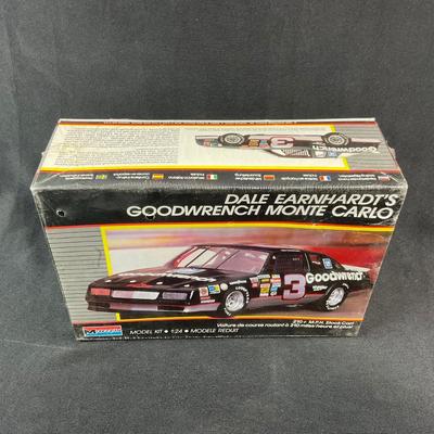 -193- 1:24 SCALE | Dale Earnhardt’s Goodwrench Monte Carlo Model Kit | Sealed