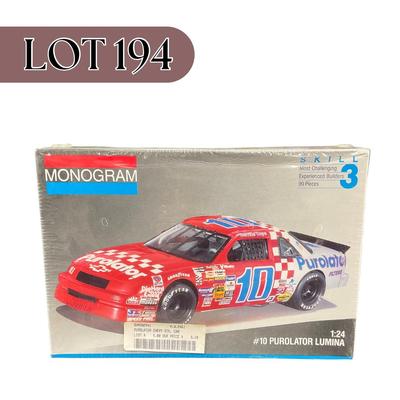 -194- 1:24 SCALE | #10 Purolator Lumina Model Kit | Sealed