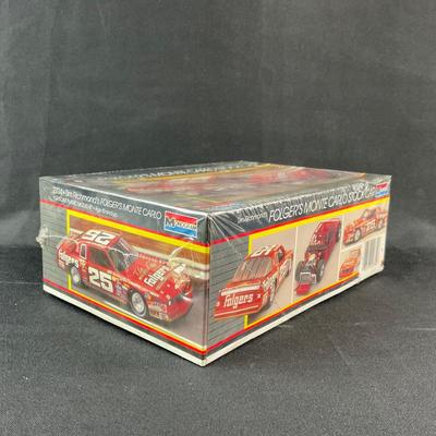 -195- 1:24 SCALE | Tim Richmond’s Folgers Monte Carlo Stock Car Model Kit | Sealed