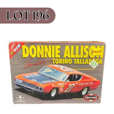 -196- 1:25 SCALE | Donnie Allison Torino Talladega Model Kit | Sealed