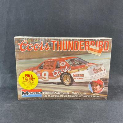 -197- 1:24 SCALE | Coors Thunderbird Grand National Race Car Model Kit | Sealed