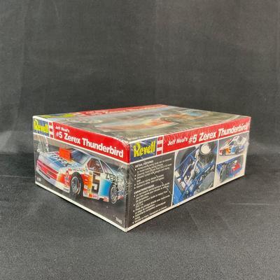 -198- 1:25 SCALE | Jeff Neal’s #5 Zerex Thunderbird Model Kit | Sealed