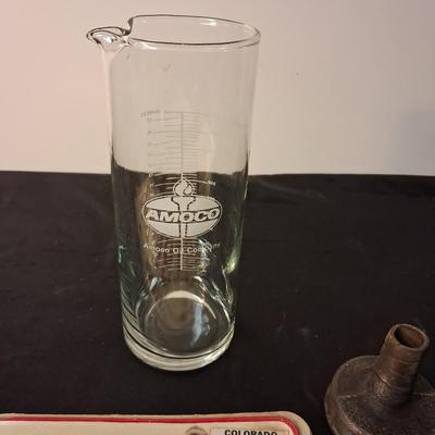 AMACO GLASS BEAKER, FARM PLATEE AND ??