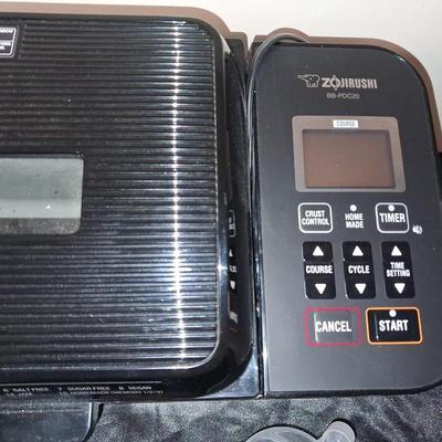 ZOJIRUSHI BREAD MAKER
