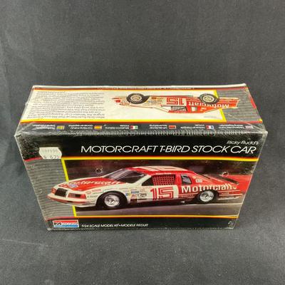 -205- 1:24 SCALE | Ricky Rudd’s Motorcraft T-Bird Stock Car Model Kit | Sealed