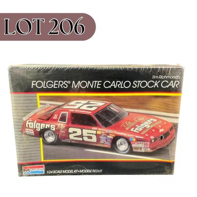 -206- 1:24 SCALE | Tim Richmond’s Folgers Monte Carlo Stock Car Model Kit | Sealed