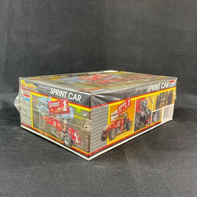 -207- 1:24 SCALE | Steve Butler Sprint Car Model Kit | Sealed