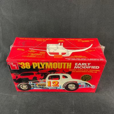 -208- 1:25 SCALE | ‘36 Plymouth Early Modified Model Kit | Sealed