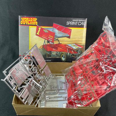 -212- 1:24 SCALE | Sammy Swindell Sprint Car Model Kit | Opened