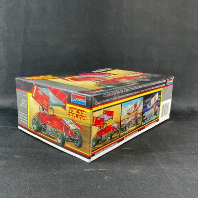 -212- 1:24 SCALE | Sammy Swindell Sprint Car Model Kit | Opened