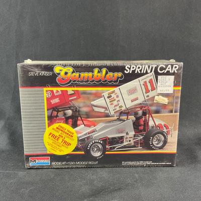 -214- 1:24 SCALE | Steve Kinser Sprint Car Model Kit | Sealed