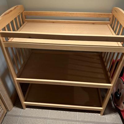 Changing table in Wood