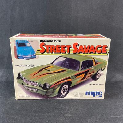 -221- 1:25 SCALE | Camaro Z-28 Street Savage Model Kit | Opened