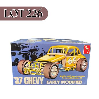 -226- 1:25 SCALE | ‘37 Chevy Early Modified Model Kit | Opened