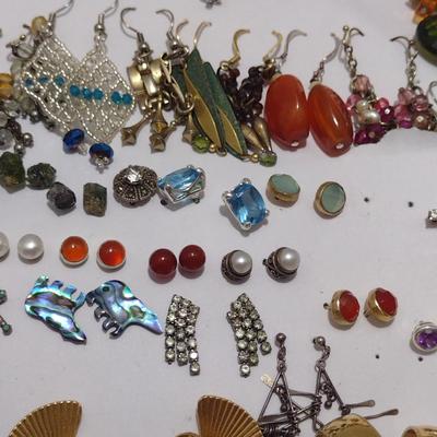 Collection of Earrings (#41)