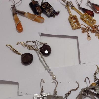 Collection of Earrings (#41)