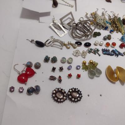 Collection of Earrings (#41)