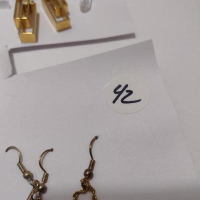 Collection of Earrings (#42)