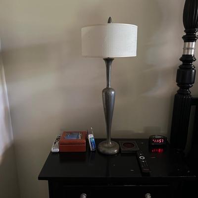 King size poster bedroom set in Ebony black