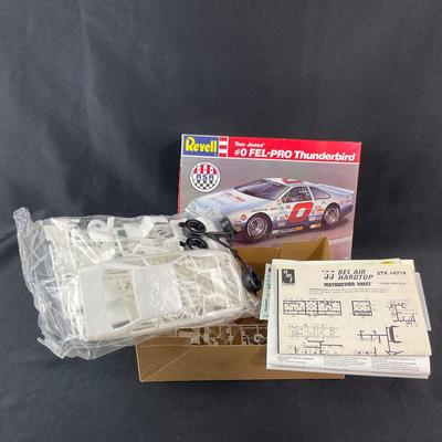 -237- 1:25 SCALE | Tom Jones #0 FEL-PRO Thunderbird Model Kit | Opened