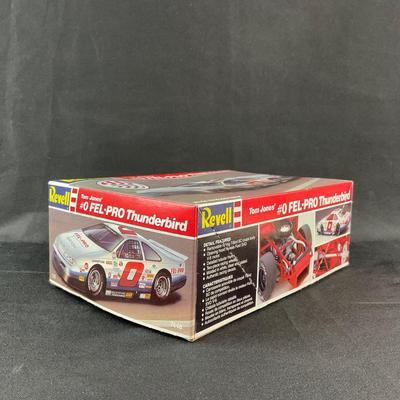 -237- 1:25 SCALE | Tom Jones #0 FEL-PRO Thunderbird Model Kit | Opened