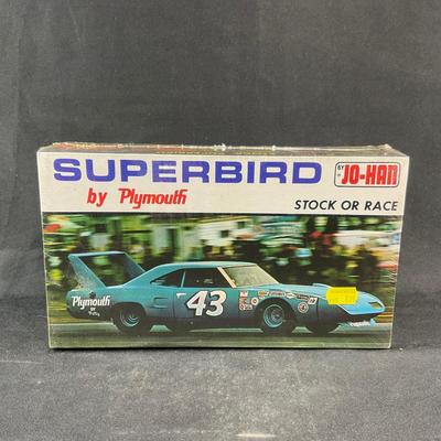 -238- 1:25 SCALE | Superbird By Plymouth Model Kit | Sealed