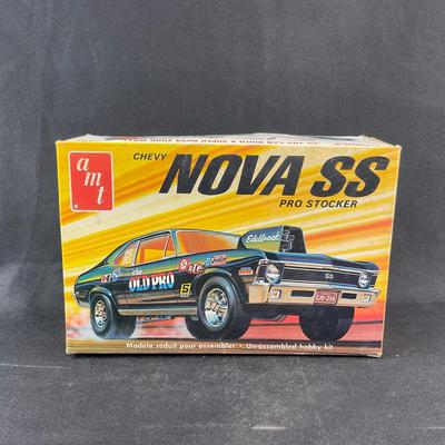 -239- 1:25 SCALE | Chevy Nova SS Pro Stocker Model Kit | Opened