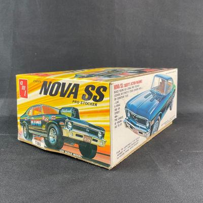 -239- 1:25 SCALE | Chevy Nova SS Pro Stocker Model Kit | Opened
