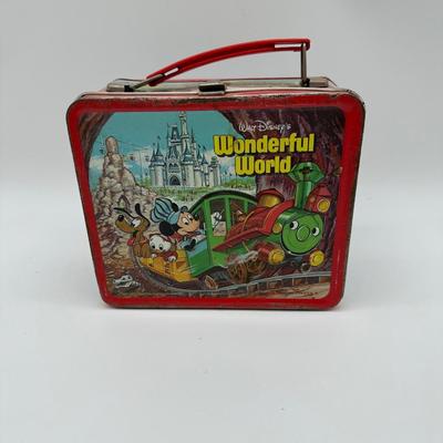 Vintage Walt Disney “Wonderful World / World on Ice” Metal Lunchbox