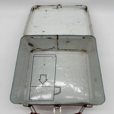 Vintage Walt Disney “Wonderful World / World on Ice” Metal Lunchbox