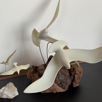 John Perry "Seagulls in Flight" Sculpture
